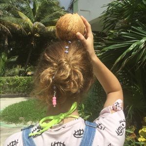 Meet your Posher, Stella